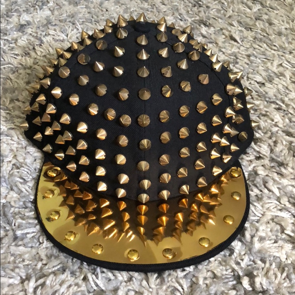 Gold spiked Cap